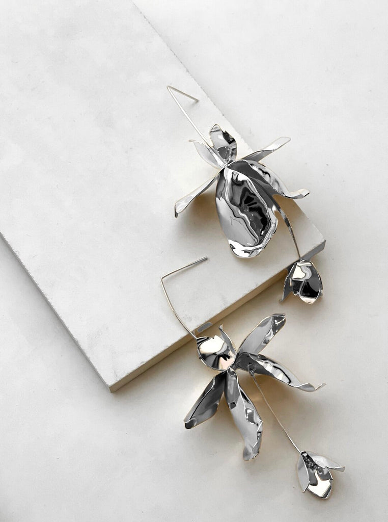 Magnolia Stem Drops